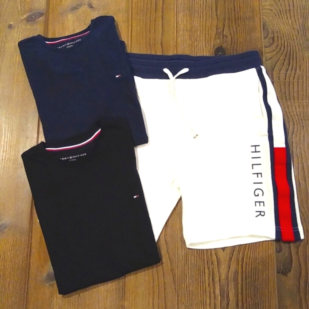 Tommy Hilfiger T-Shirt & Short Bundle - 3